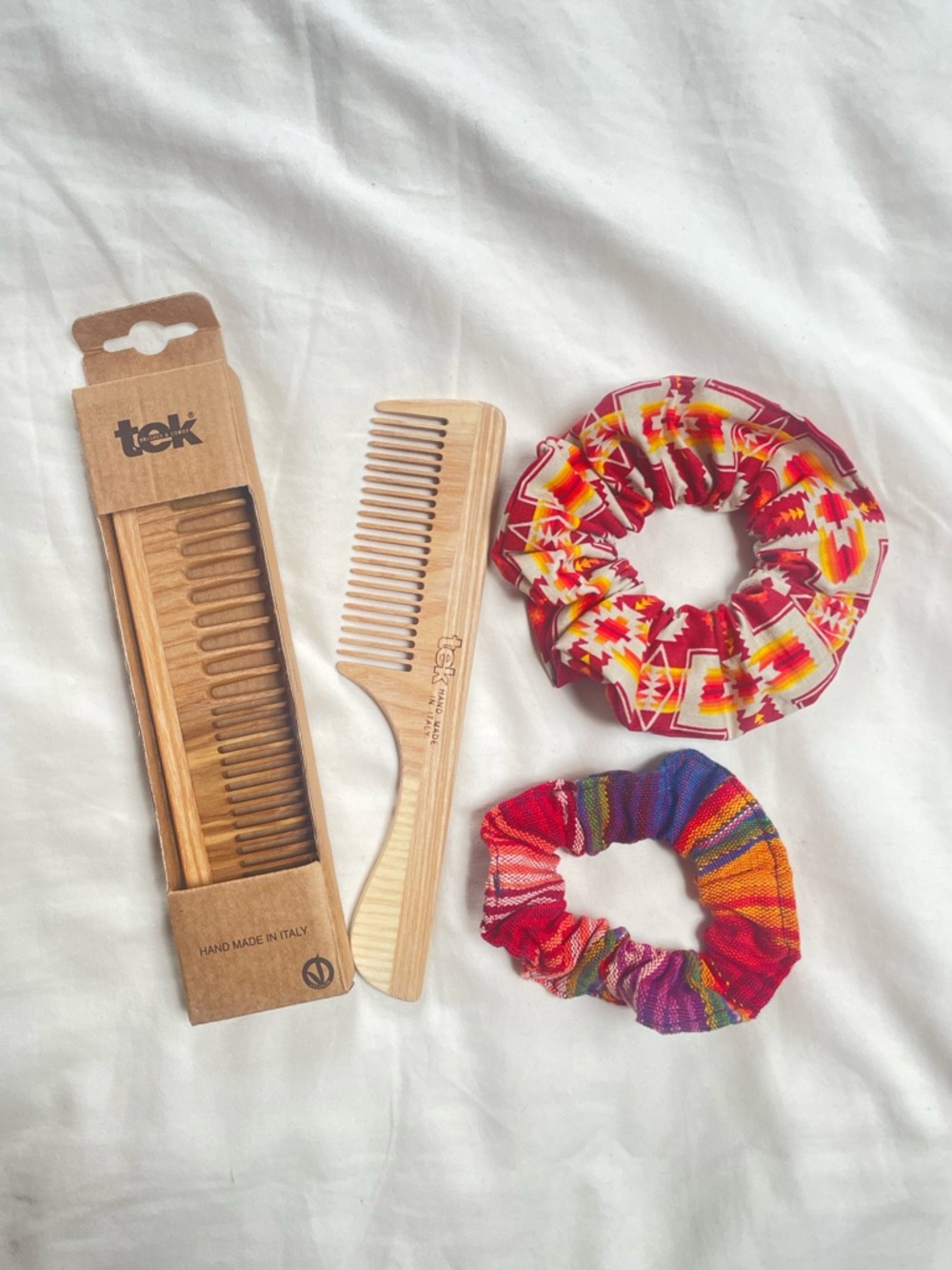 TEK Hair Comb & Scrunchie Bundle